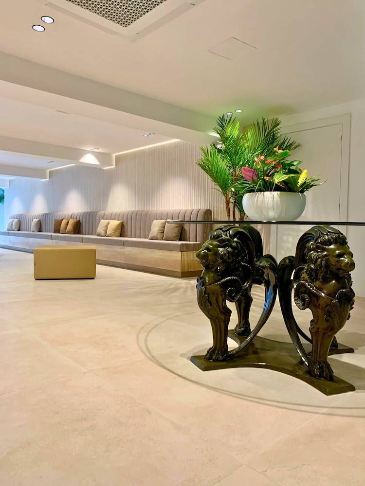 Ohtels Gran Hotel Almeria 2