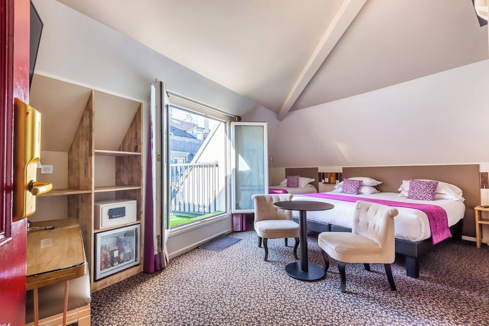 hotel Louvre Sainte Anne 1