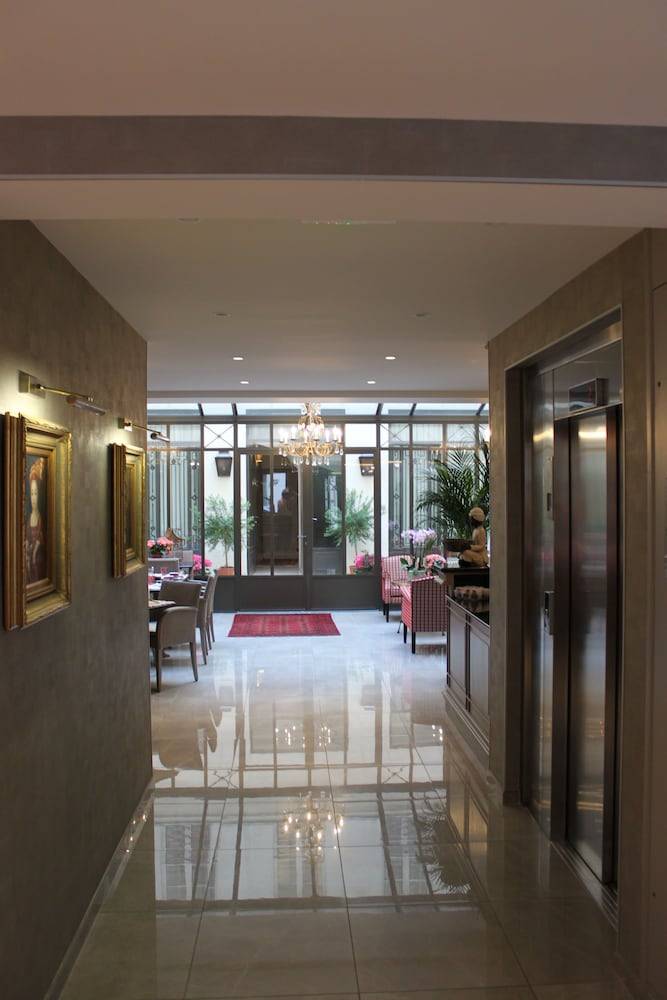 My Home in Paris Hotel 2