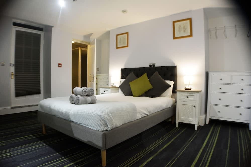 Queens Guesthouse Manchester 1