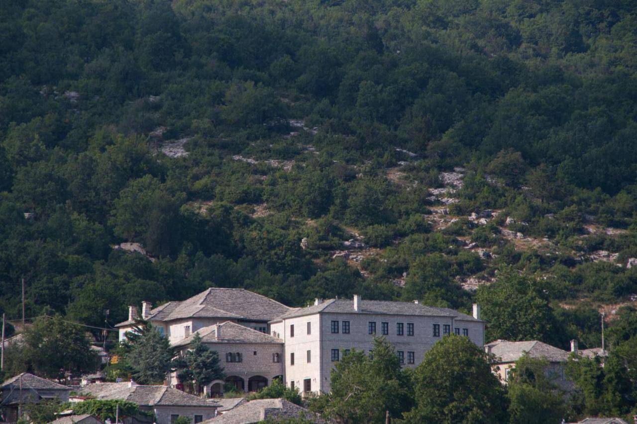Monodendri Vintage House 2
