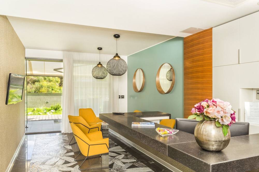 Rooms Oasis Life 2