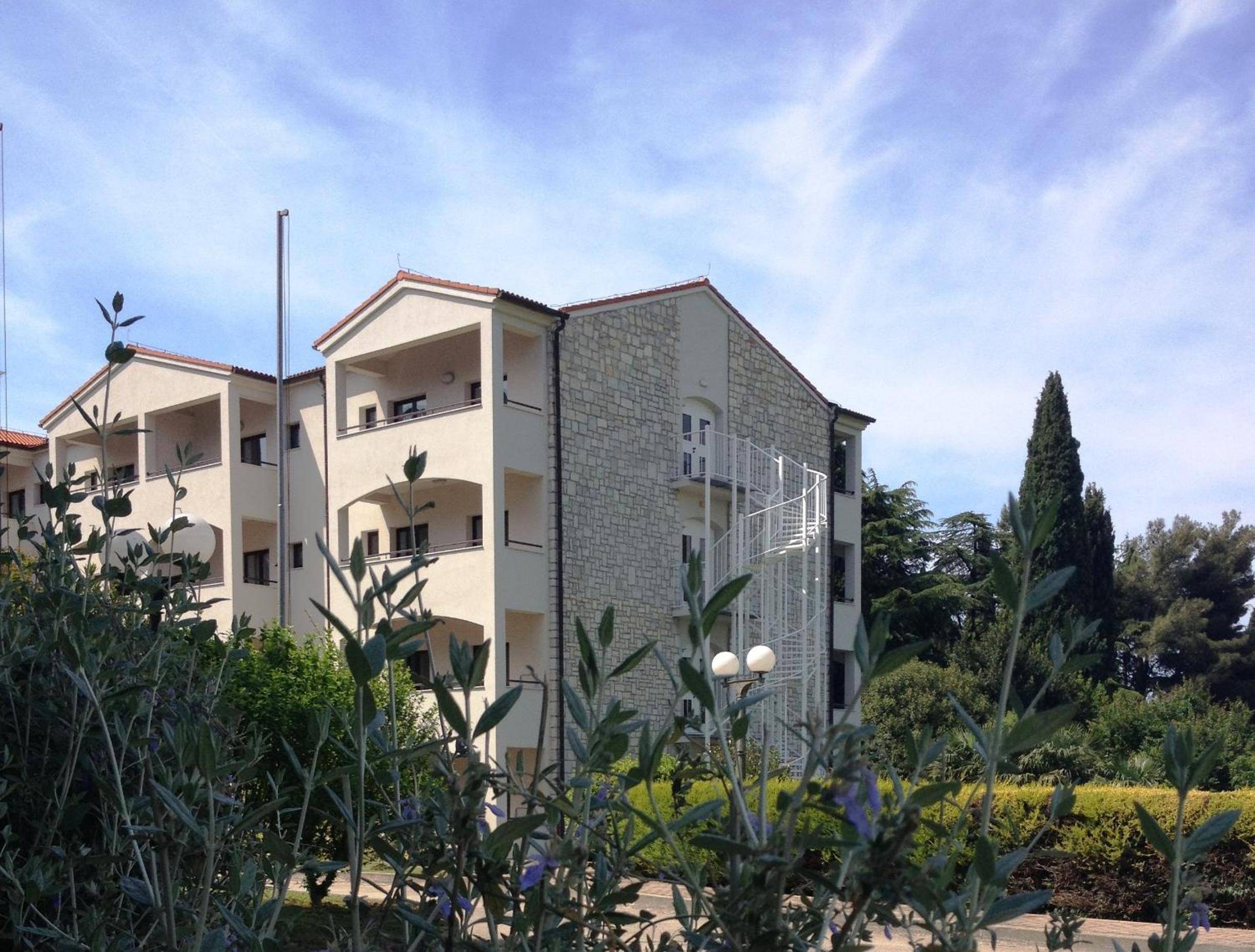 Hotel Flores 1