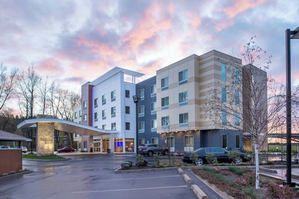 Fairfield Inn & Suites by Marriott Eugene East/Springfield 1