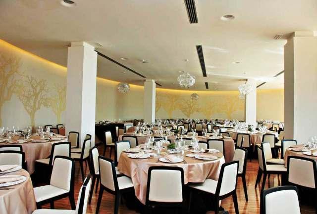 Cosmopolitan Hotel 1