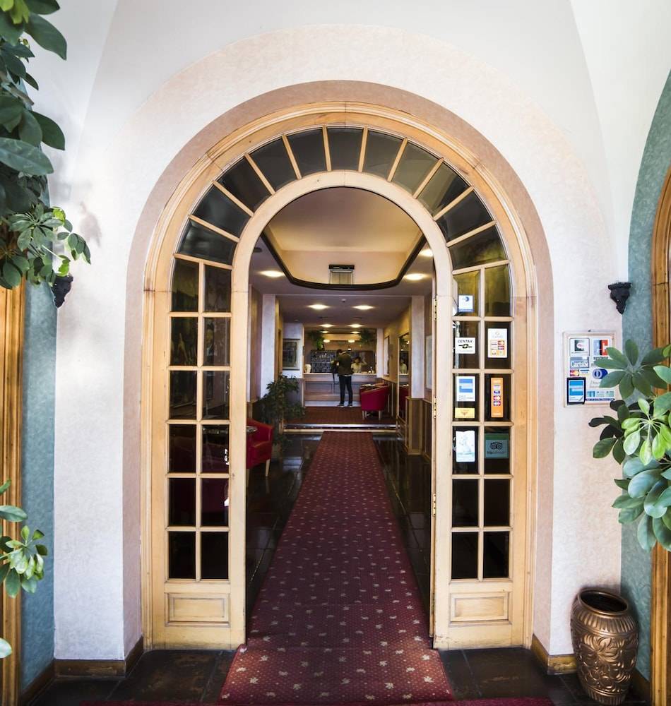 Hotel Kristina 2