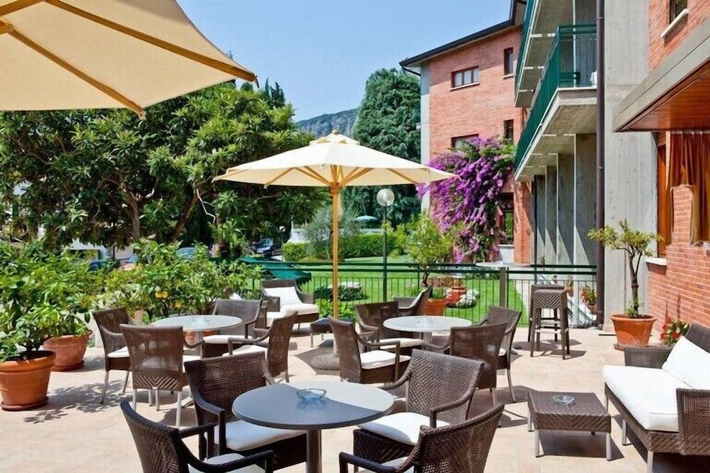 Hotel Gabbiano by Double Hospitality 2