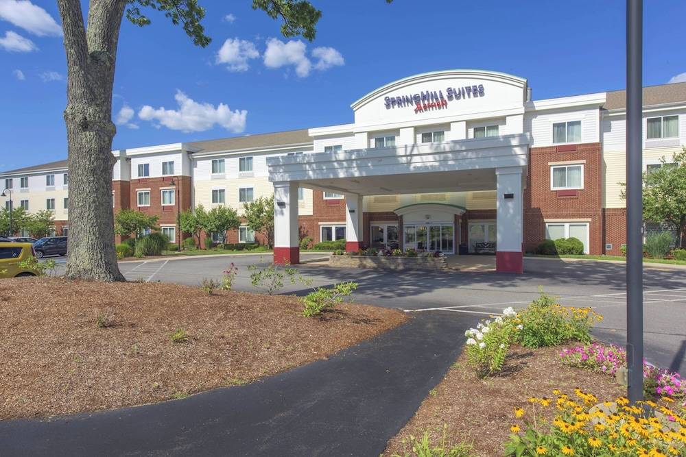 SpringHill Suites Devens Common Center 1