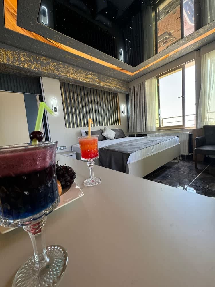 City Live Hotel 1