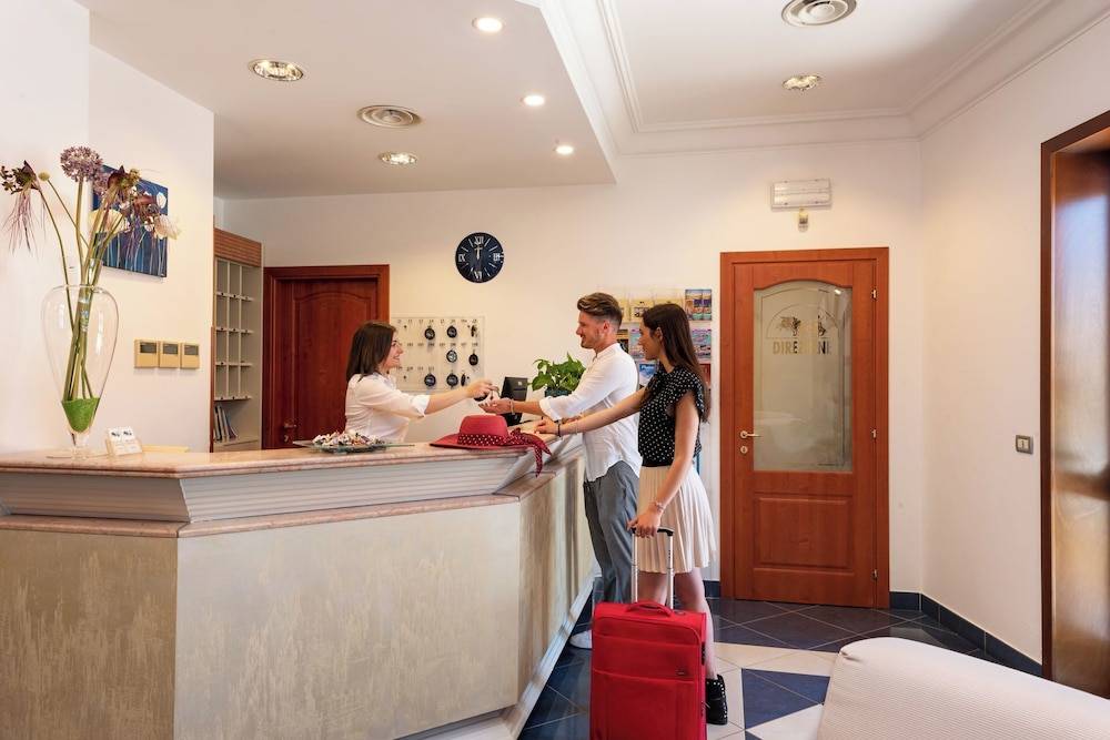 Helios Hotel 2