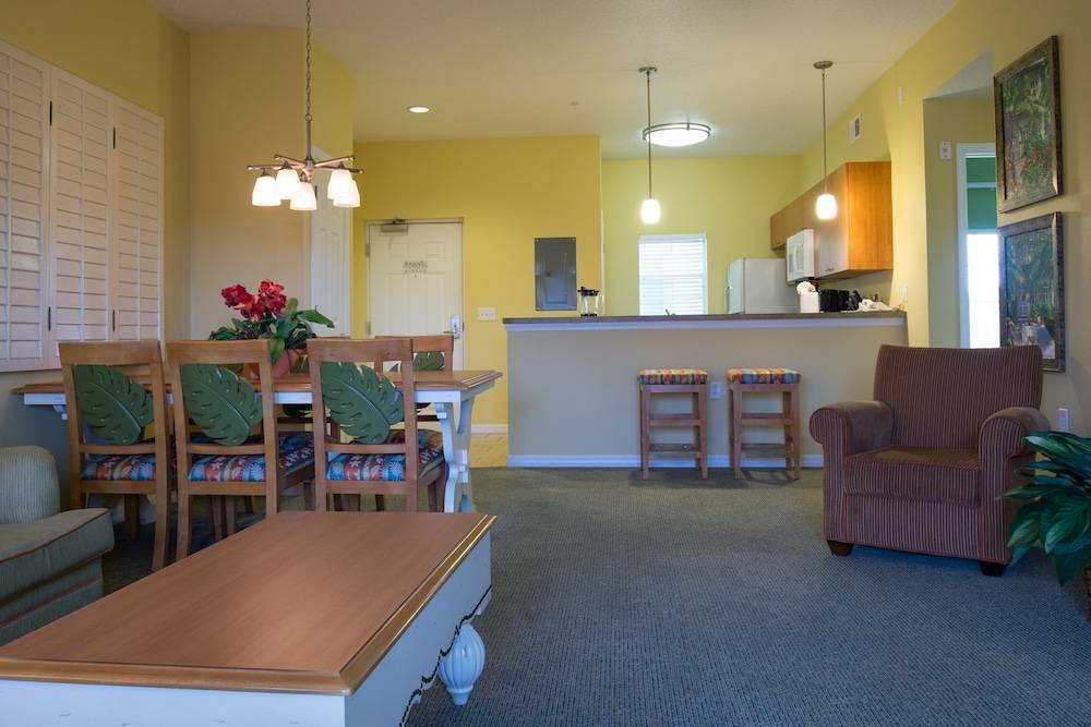 Barefoot Suites 2