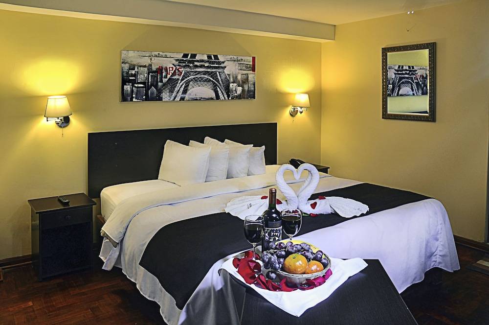 Casona Plaza Hotel Centro 1