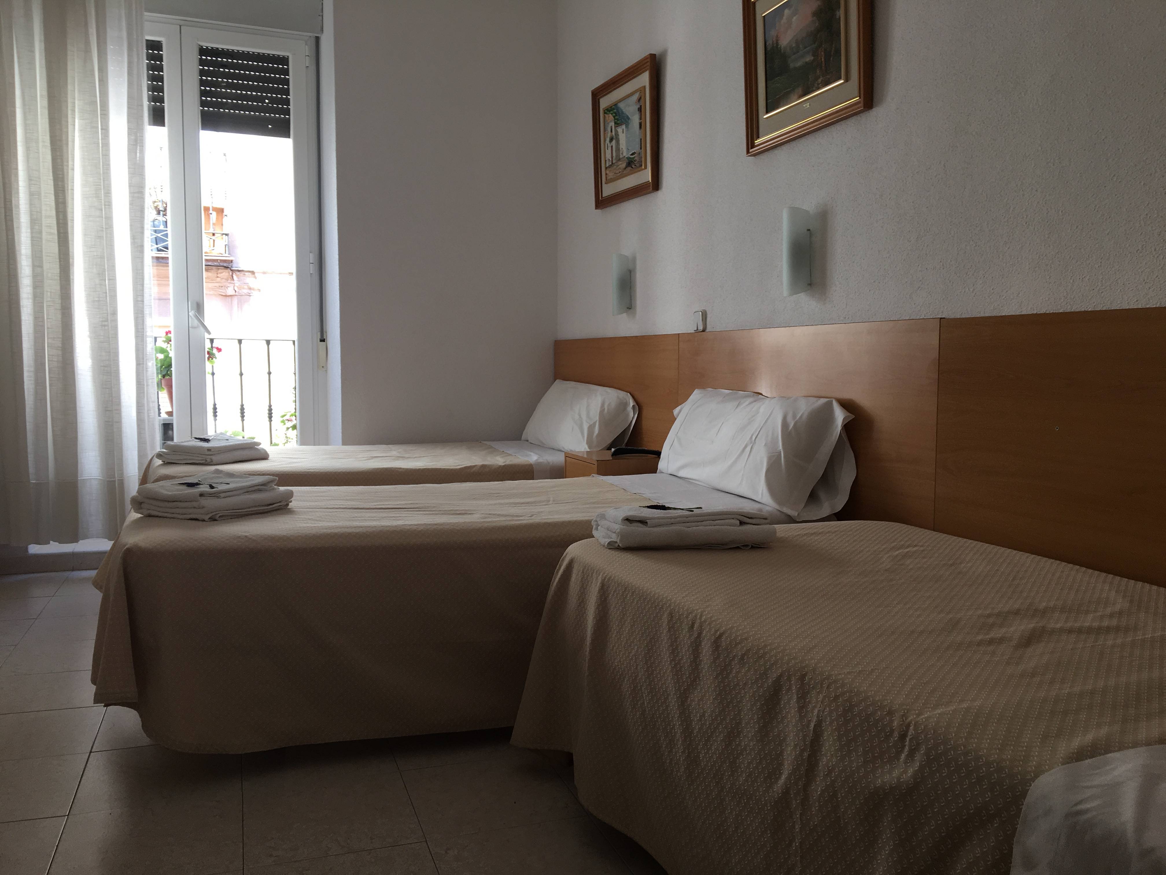 Hostal R. Lido 1