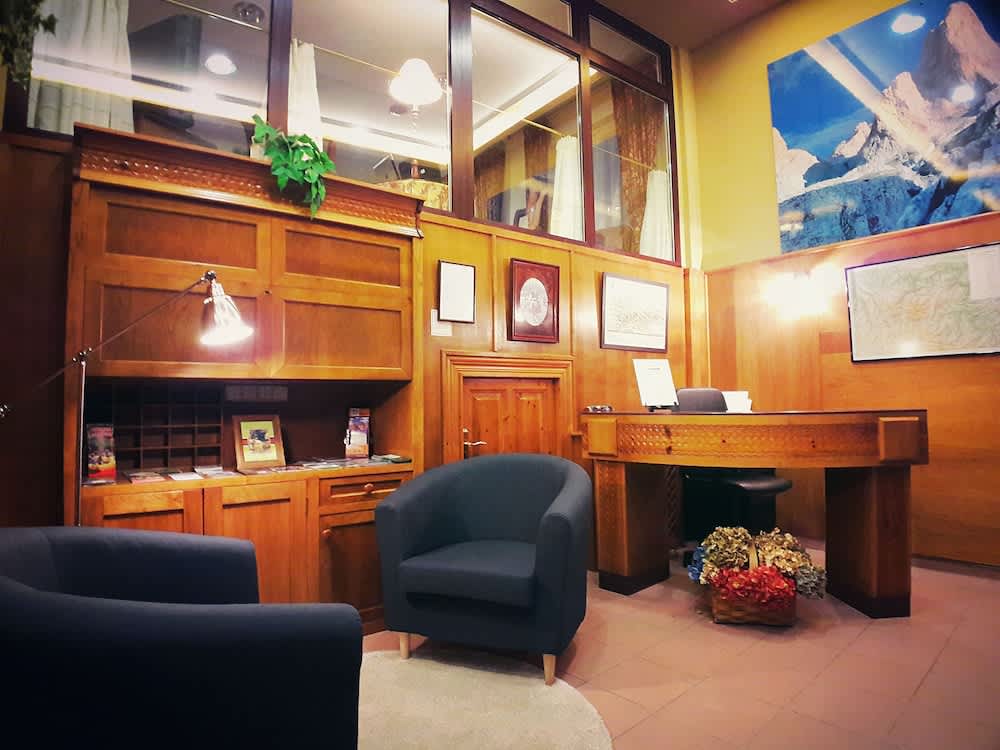 Hotel La Rivera 1