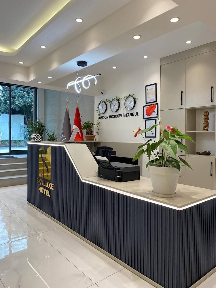 Sky Luxe Hotel Konyaaltı 2