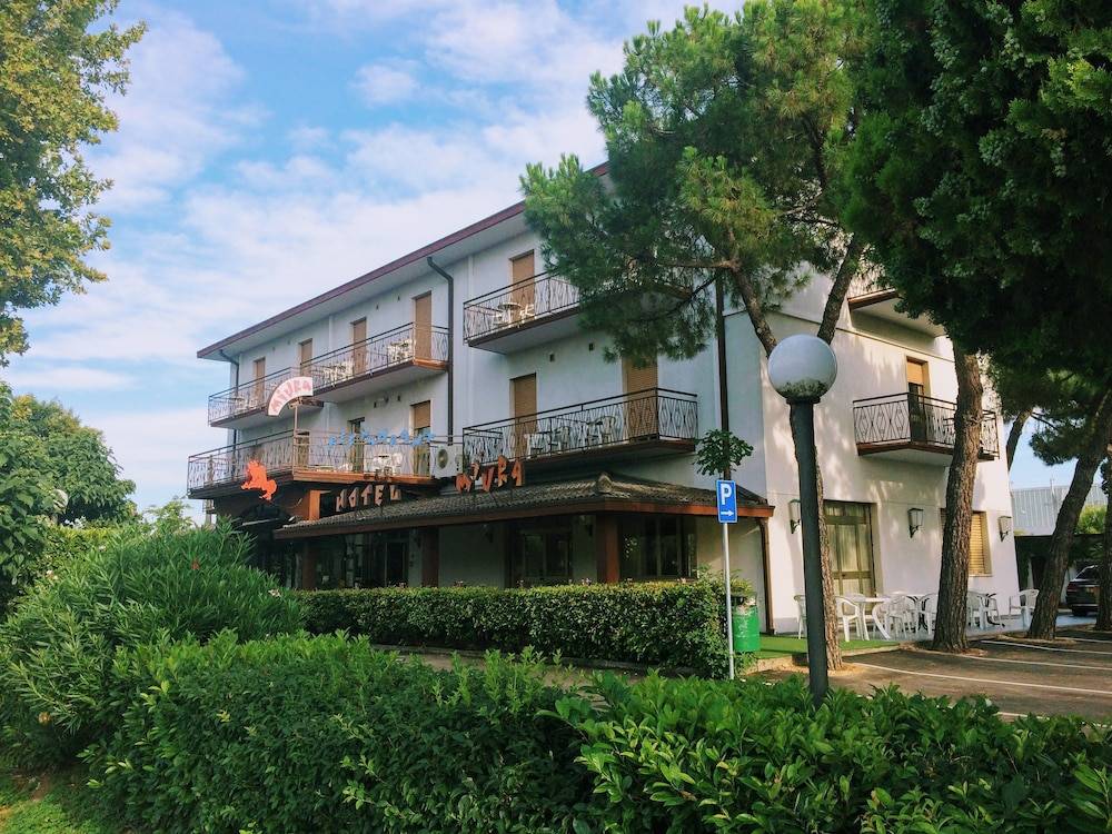 Hotel Miura 1