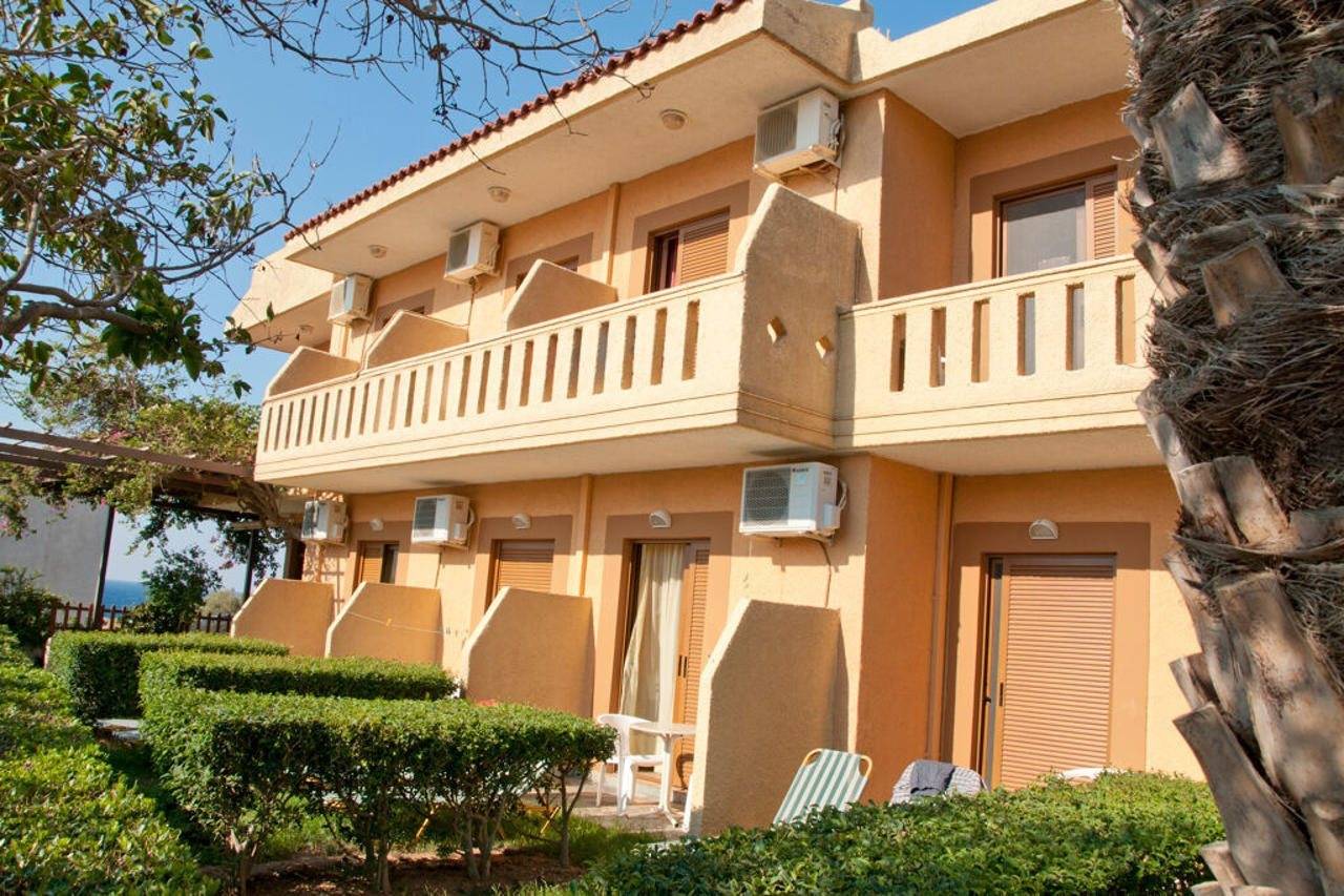 Lappa Hotel 1