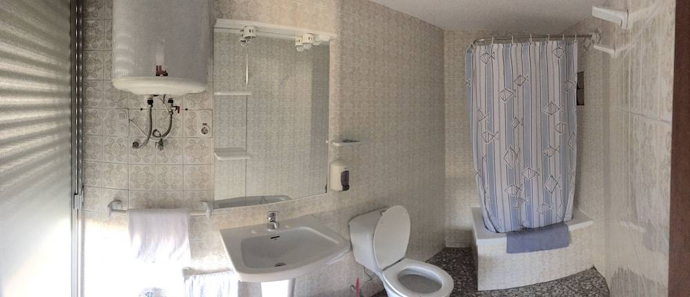 Hostal Mengual 1