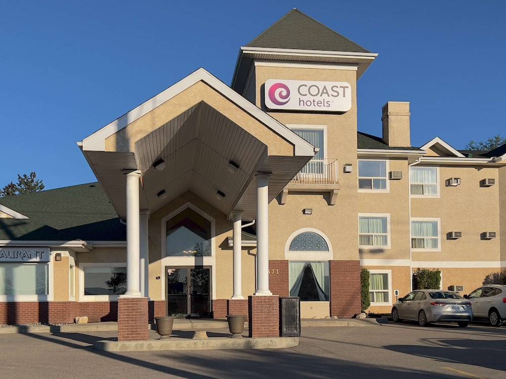 Coast Hinton Hotel 1