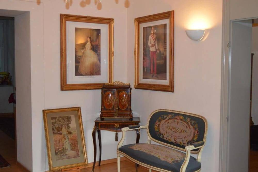 Hotel Pension Walzerstadt 2