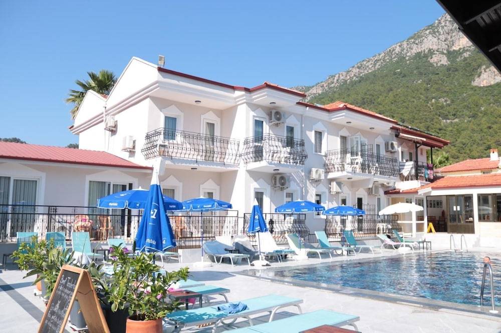 Taner Otel 1