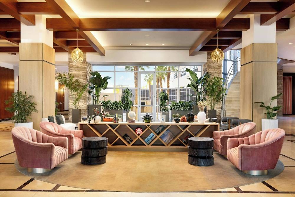Renaissance Las Vegas Hotel 2