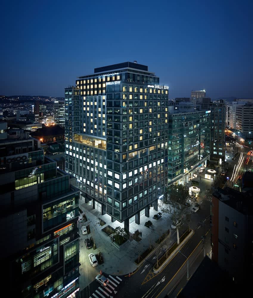Shilla Stay Gwanghwamun Myeongdong 1