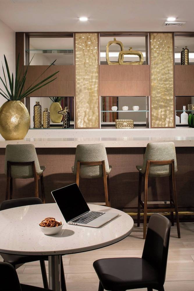 Residence Inn by Marriott Miami Beach South Beach 2