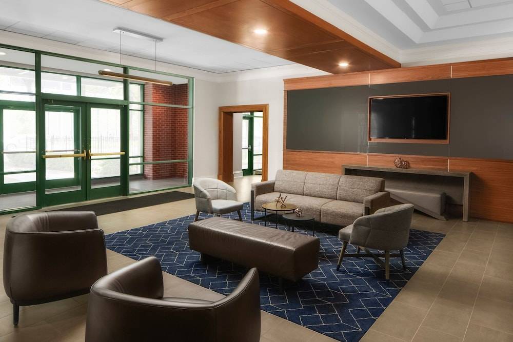 Courtyard by Marriott Chicago at Medical District-UIC 2