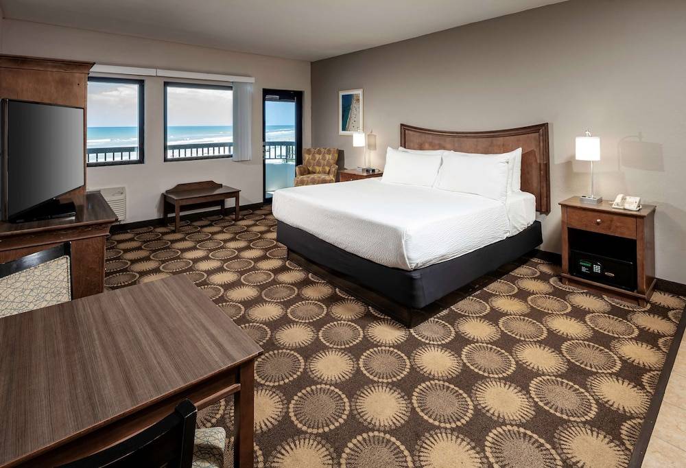 Best Western New Smyrna Beach Hotel & Suites 1