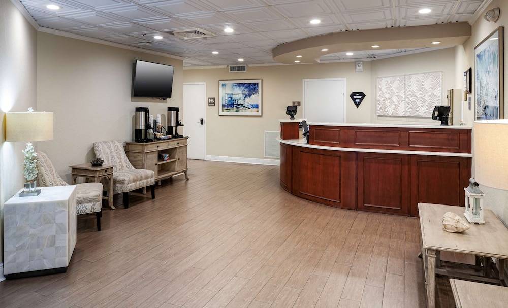 Best Western New Smyrna Beach Hotel & Suites 2