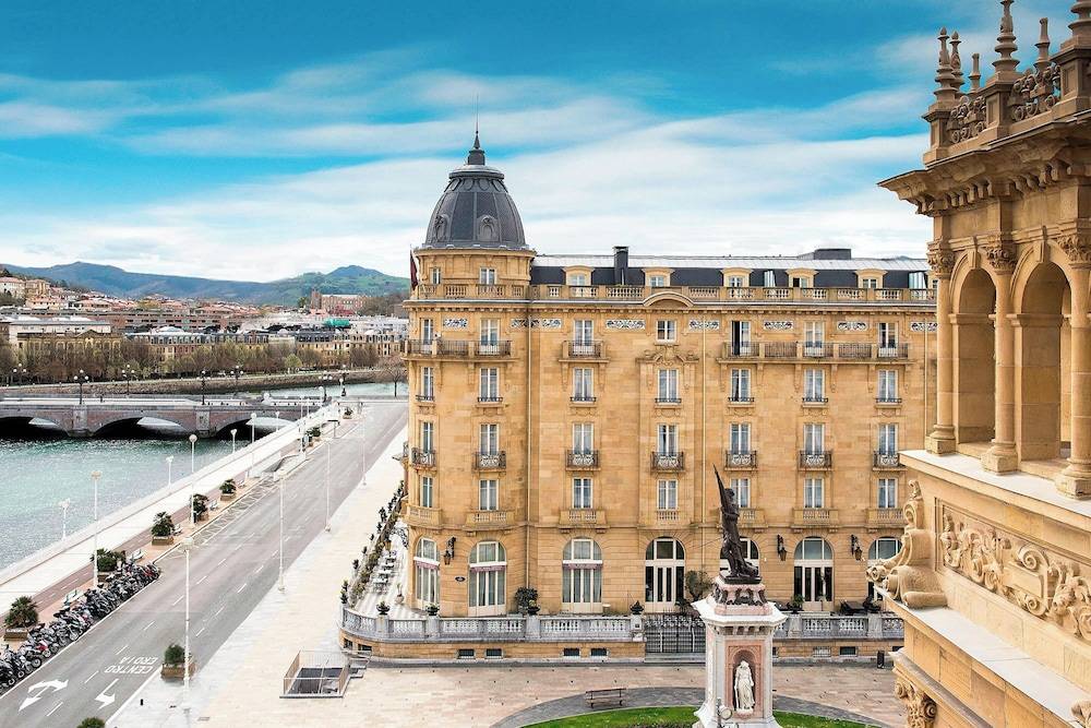 Hotel Maria Cristina, a Luxury Collection Hotel, San Sebastian 1