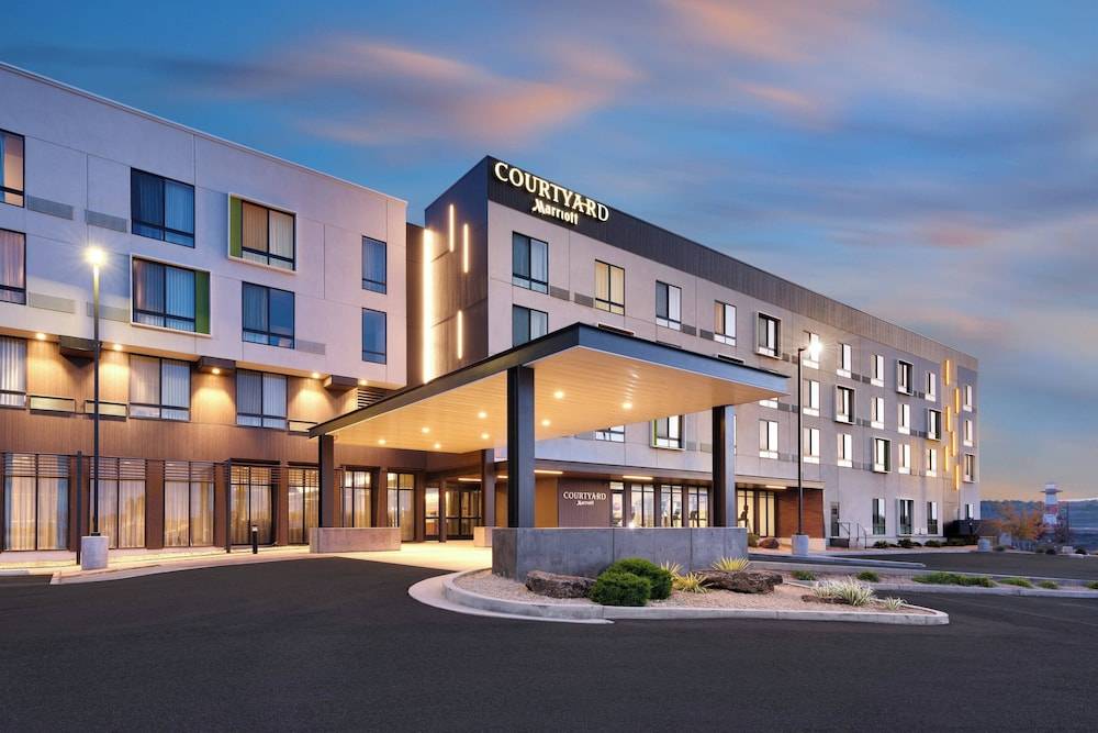 Courtyard by Marriott Cedar City 1