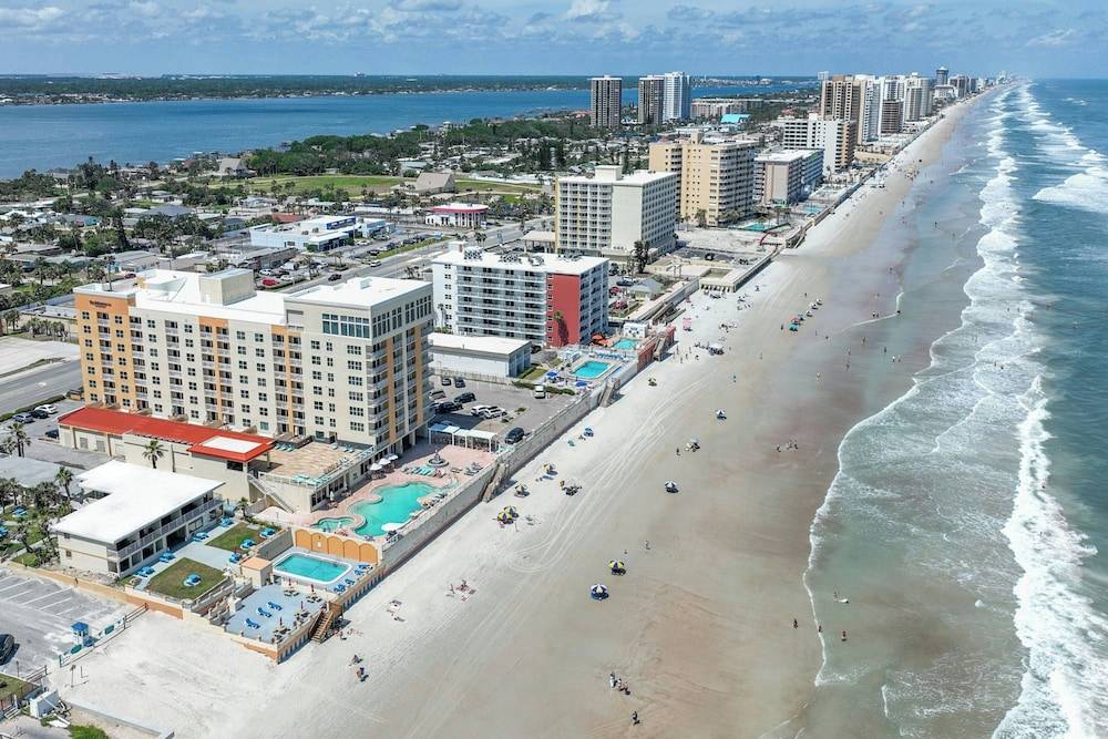 Residence Inn by Marriott Daytona Beach Oceanfront 1