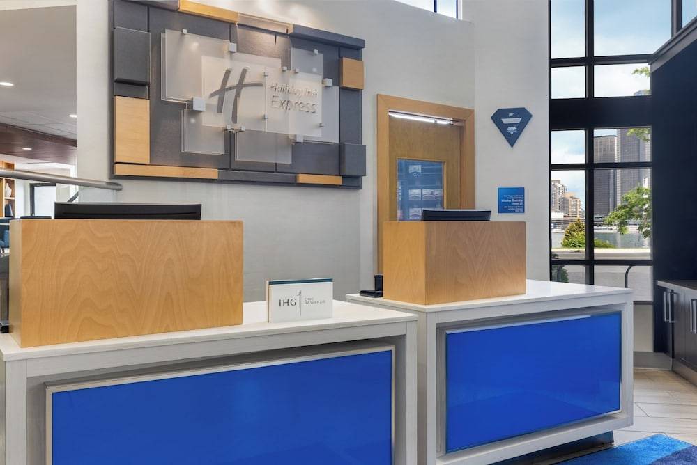 Holiday Inn Express WINDSOR WATERFRONT by IHG 2