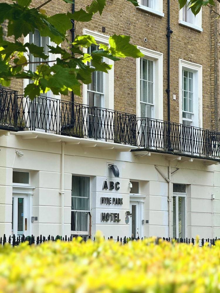 ABC Hyde Park Hotel 1