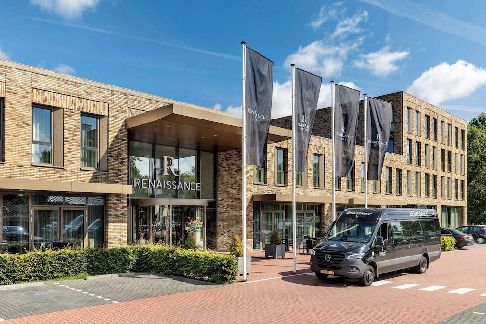 Renaissance Amsterdam Schiphol Airport Hotel 1