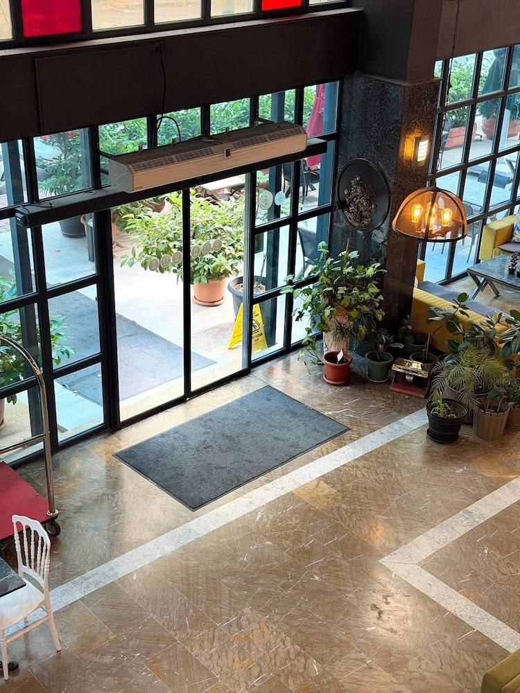 Mugwort Hotel & Spa 2