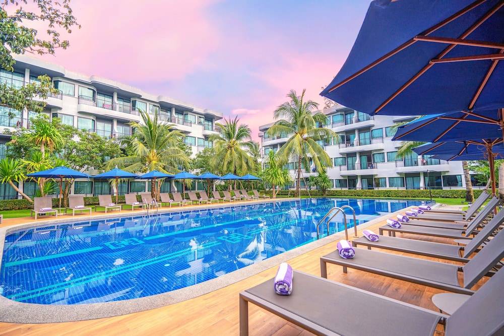 Holiday Style Ao Nang Beach Resort, Krabi 1