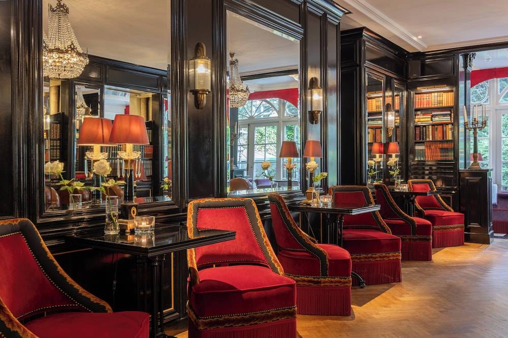 Apollofirst Boutique Hotel 1