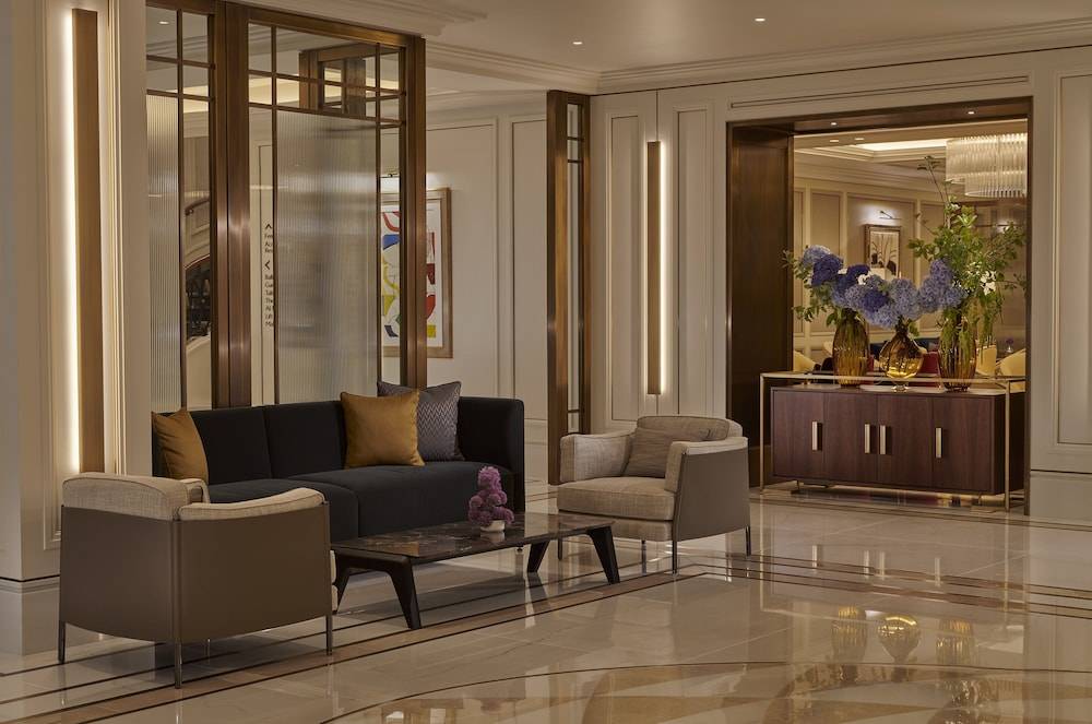 Jumeirah Carlton Tower London 2