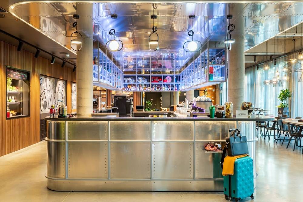 Moxy Berlin Airport 2