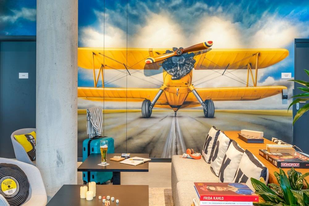 Moxy Berlin Airport 2