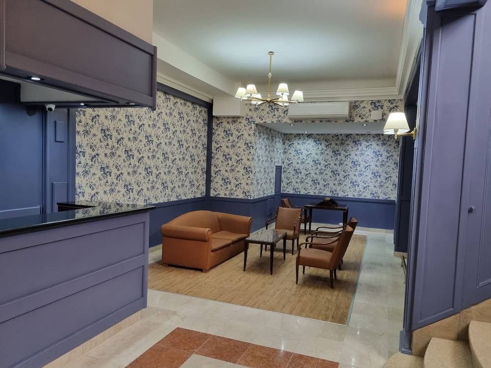 HOTEL REGIS 2