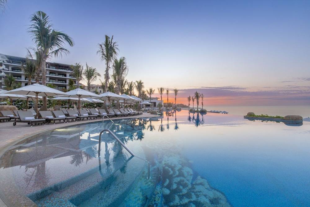 Villa La Valencia Beach Resort & Spa Los Cabos 1