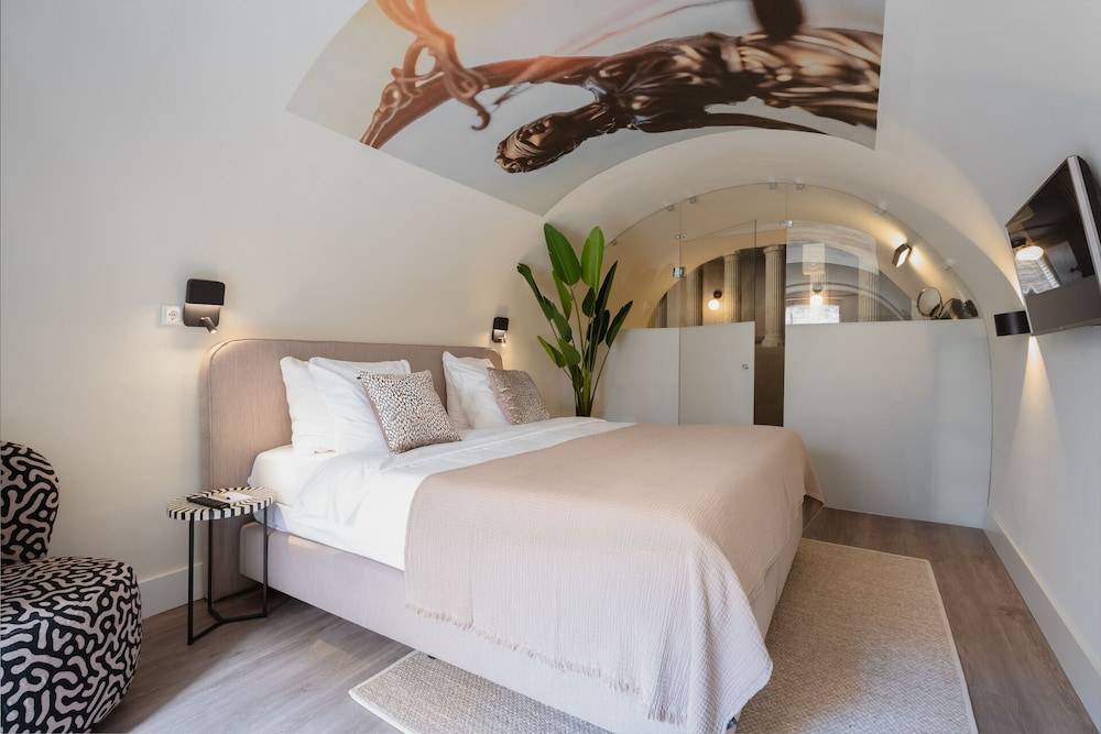 Court Hotel Utrecht City Centre 2