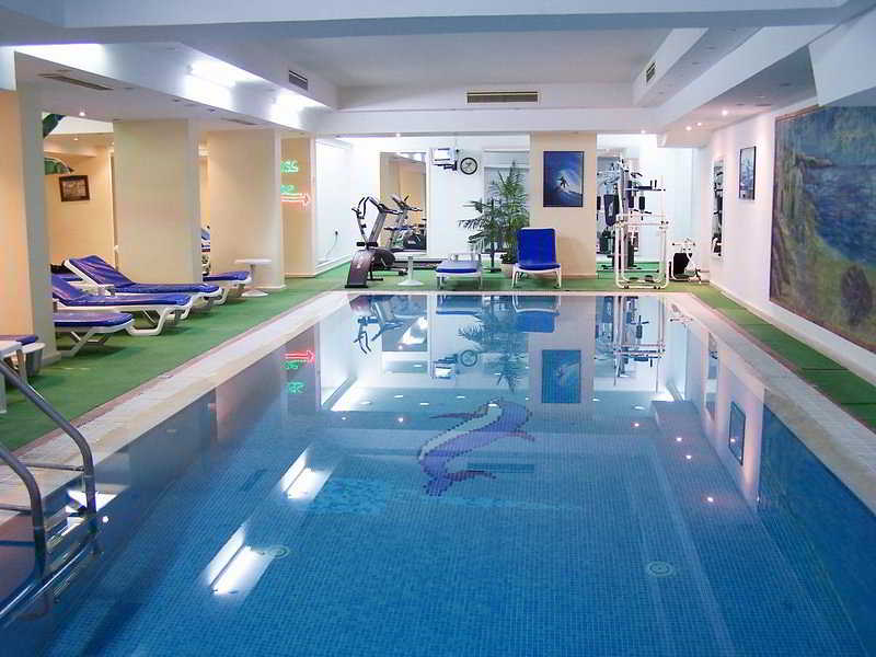 City Royal Hotel 2