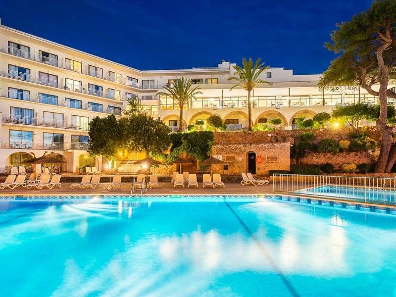 Hotel y Apartamentos Casablanca 2