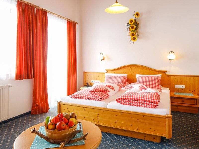 Hotel Edelweiss 2