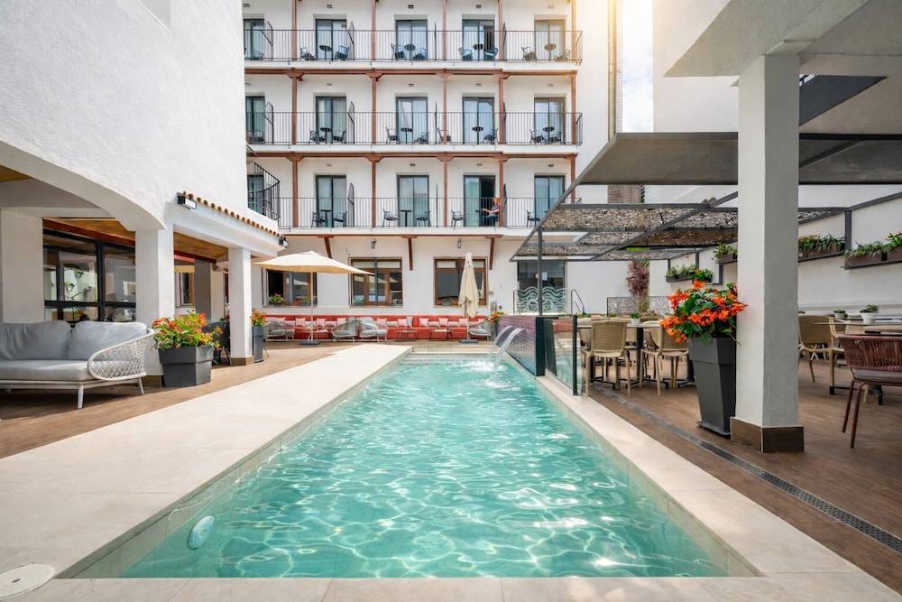 Neptuno Aparthotel 1